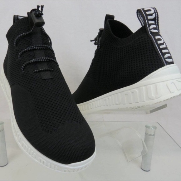 Authentic Miu Miu snickers - Picture 3 of 4